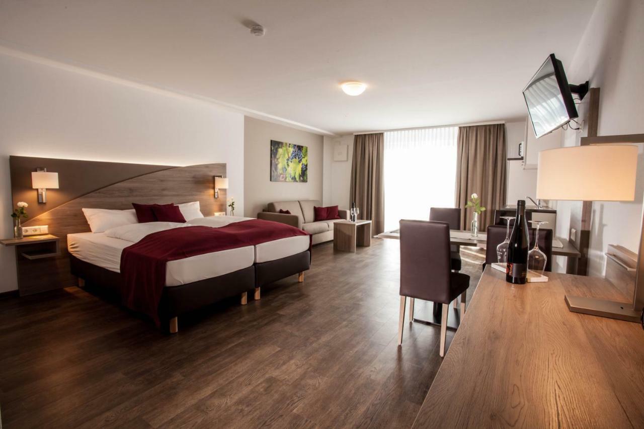 Wein & Bett Weihbrecht Hotel Bretzfeld Buitenkant foto