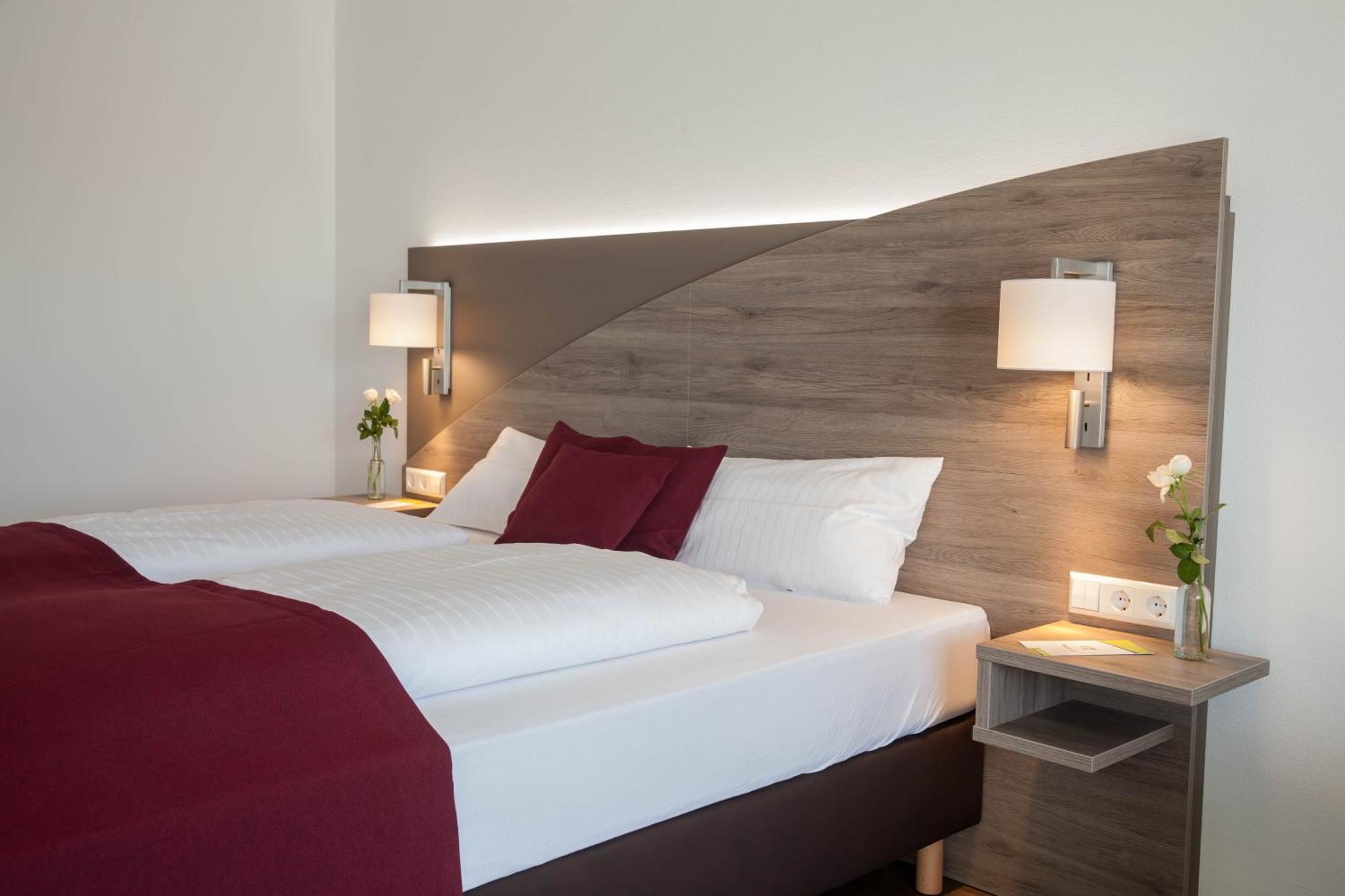 Wein & Bett Weihbrecht Hotel Bretzfeld Buitenkant foto